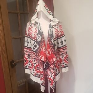 Geometric/Tribal Pattern cascade Hooded Sweater - Red and White nwot SZ M